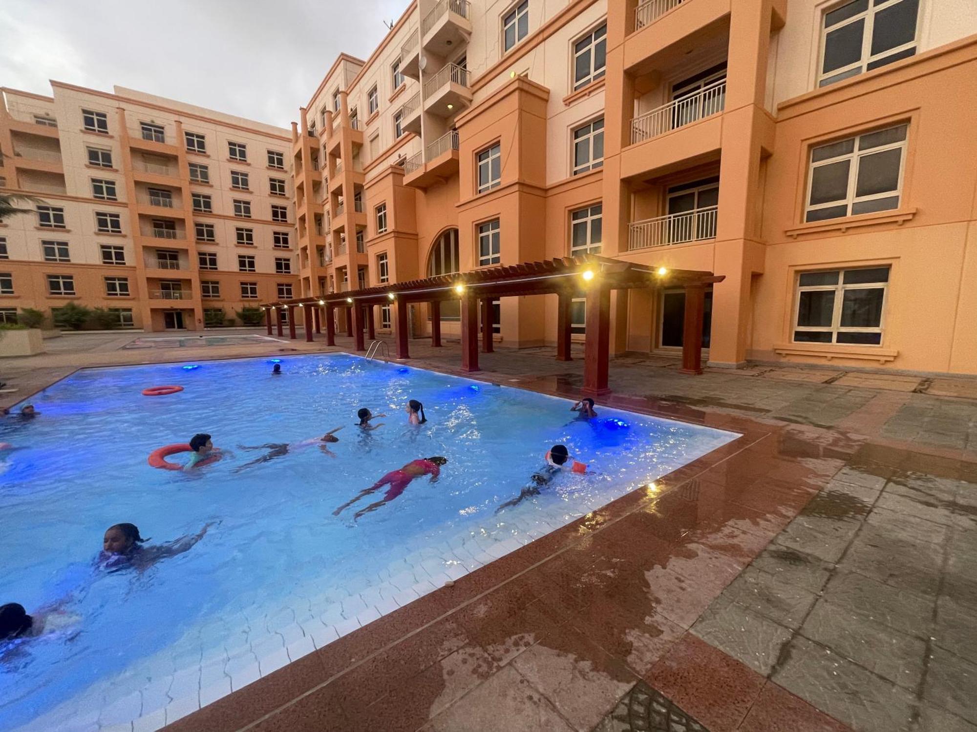 Apartment رويال مارينا بانوراما ثلاث غرف علي البحر مباشر عوائل فقط