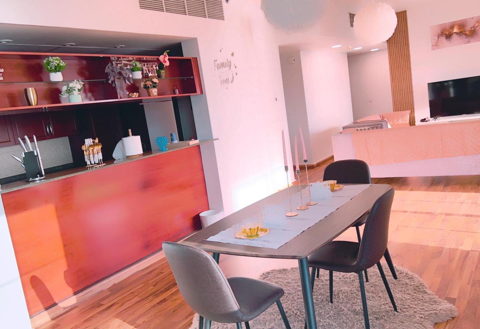 Apartment رويال مارينا بانوراما ثلاث غرف علي البحر مباشر عوائل فقط *