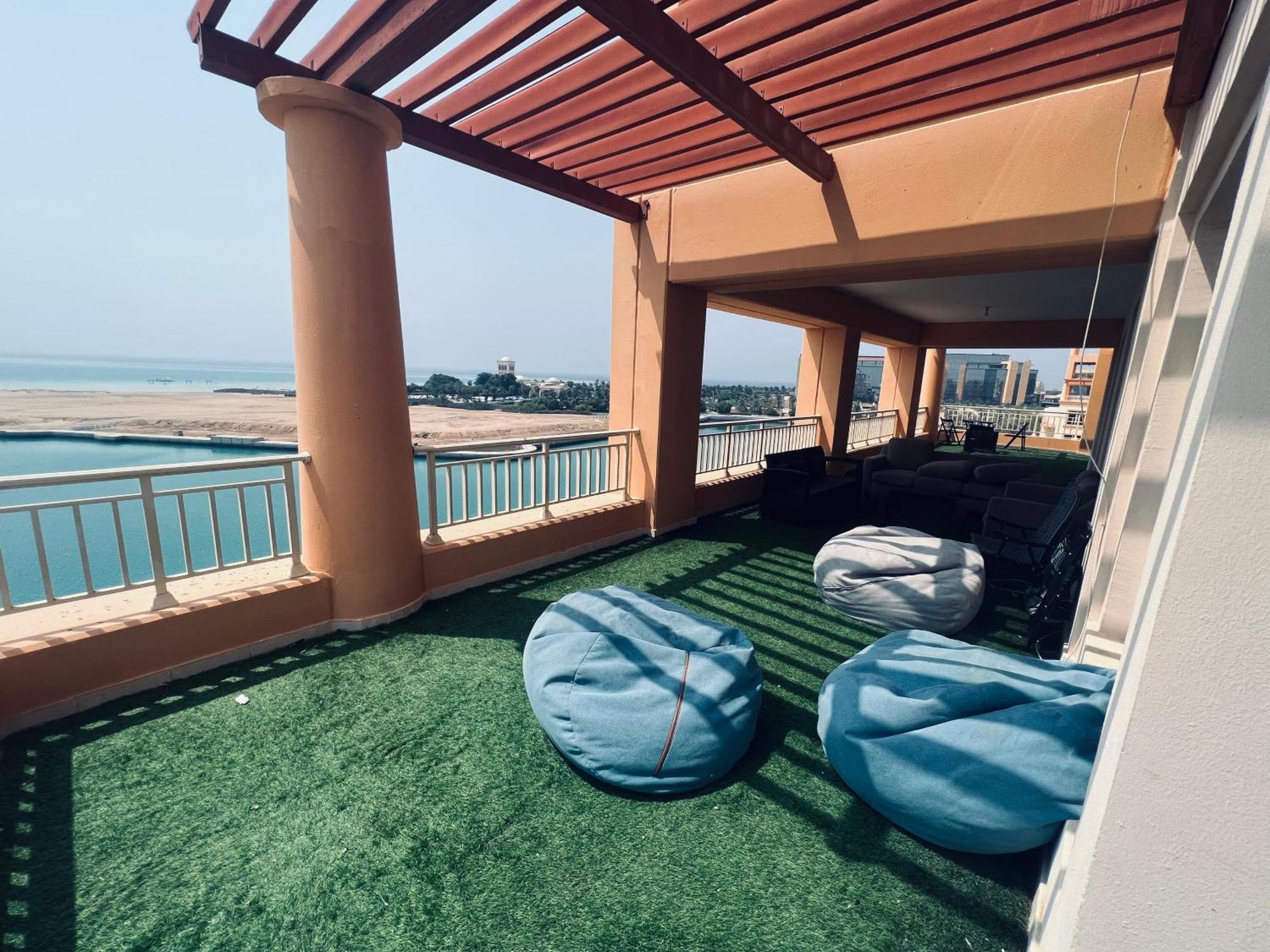 رويال مارينا بانوراما ثلاث غرف علي البحر مباشر عوائل فقط Apartment