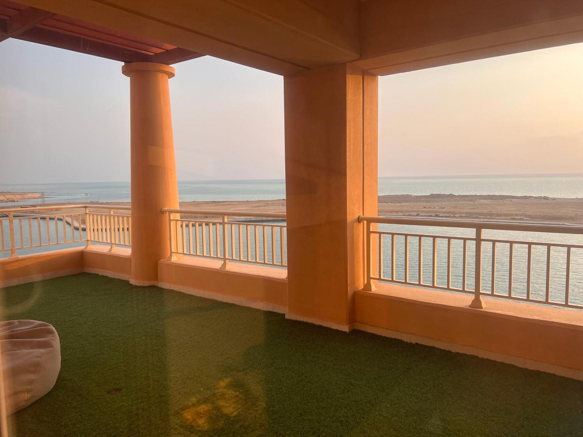 رويال مارينا بانوراما ثلاث غرف علي البحر مباشر عوائل فقط Apartment *